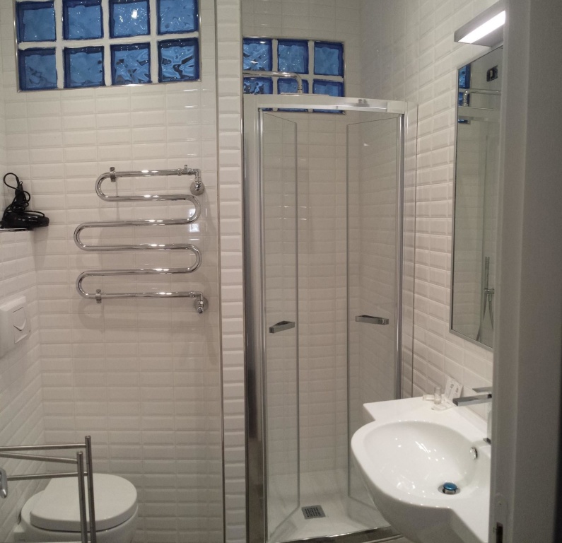EMIs Guest House