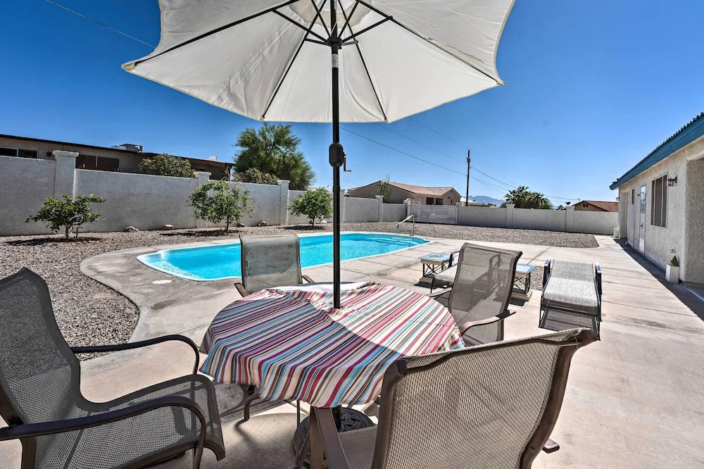 Private Pool & Patio: Lake Havasu City Retreat