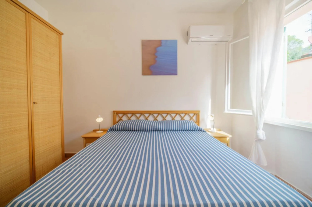 Baia Blu 3 one-bedroom apartment with sea view close to the beach of Forno-BAIA BLU N°3