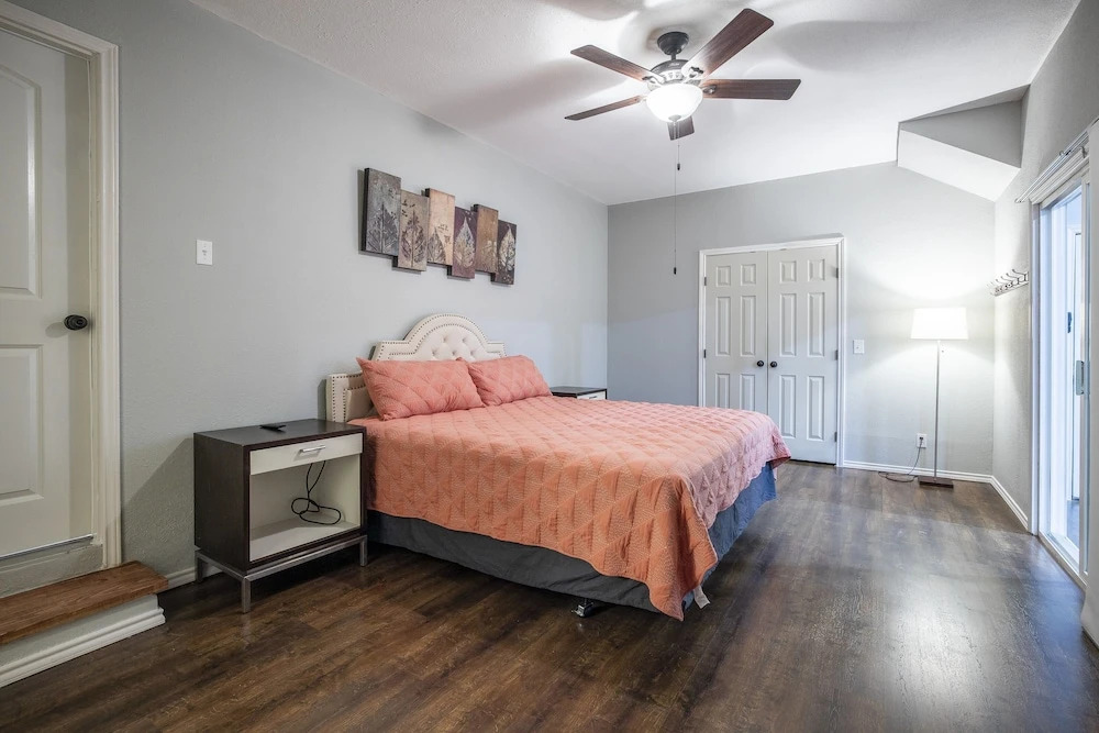 Tonkawa Terrace 4 Bedroom Home