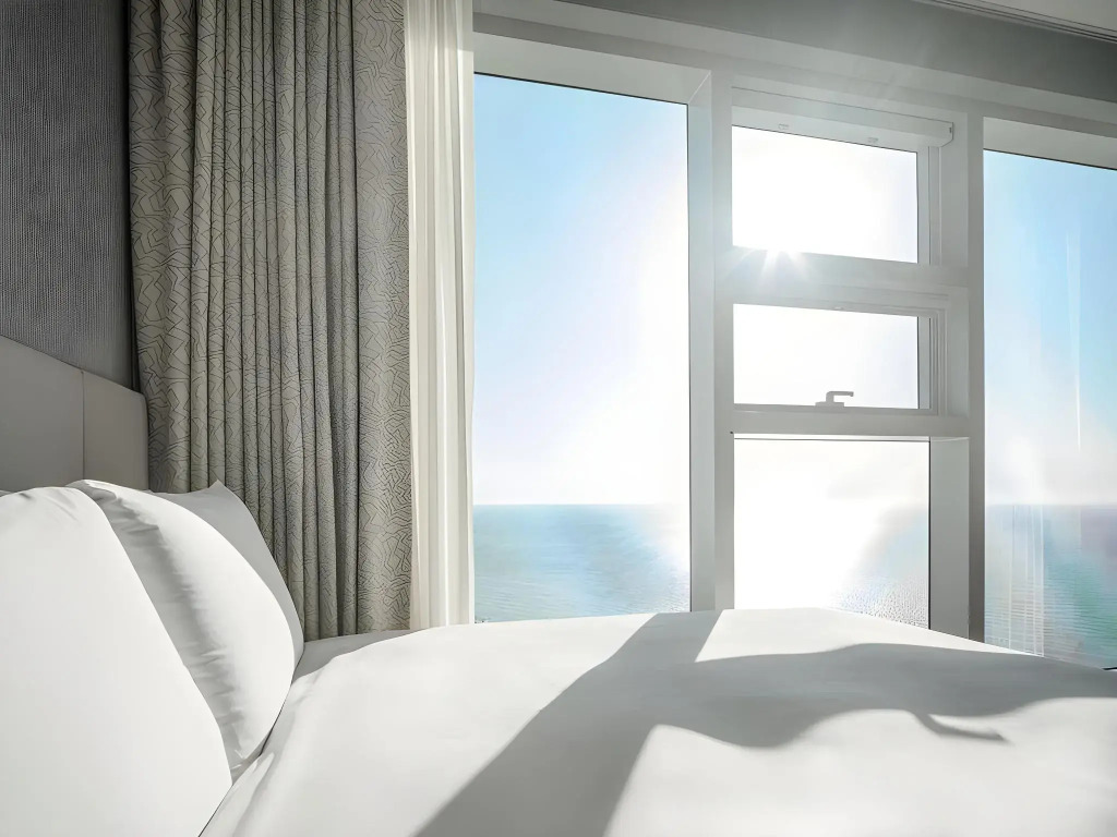 Hotel Tops 10