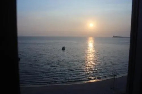 Shenzhen White House Seaview Resort Hotel