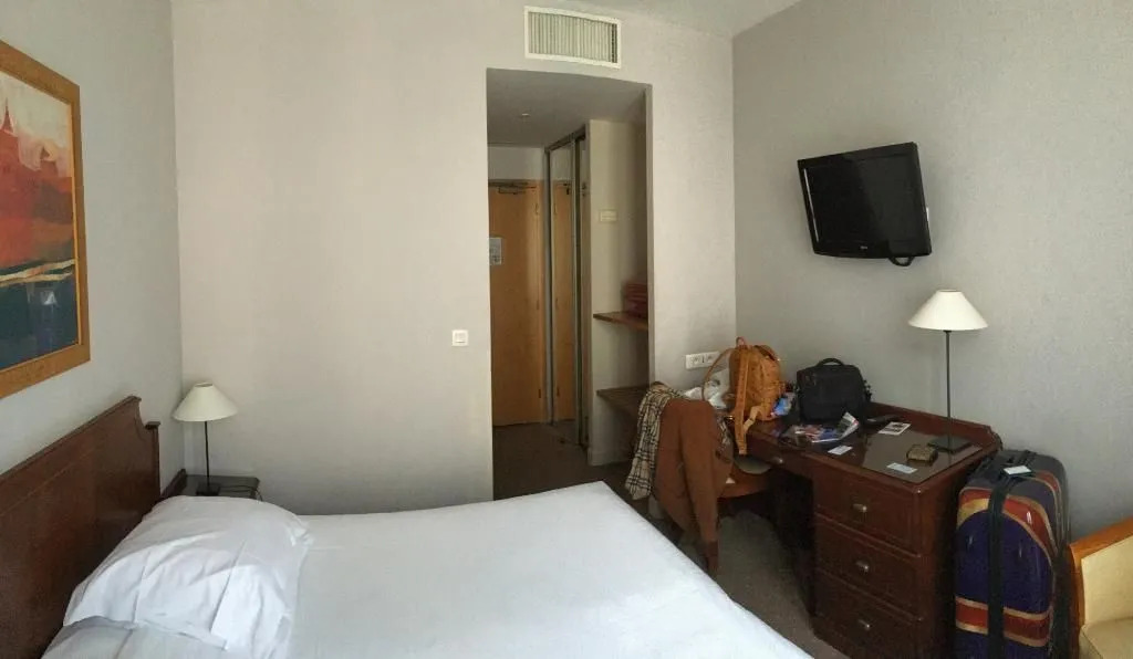Hotel Cardinal Rive Gauche