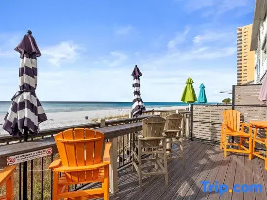 Southern Exposure Townhome by Panhandle Getaways