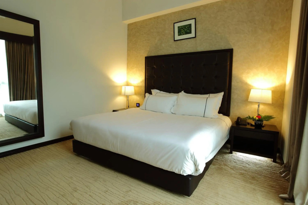 Symphony Suites Hotel