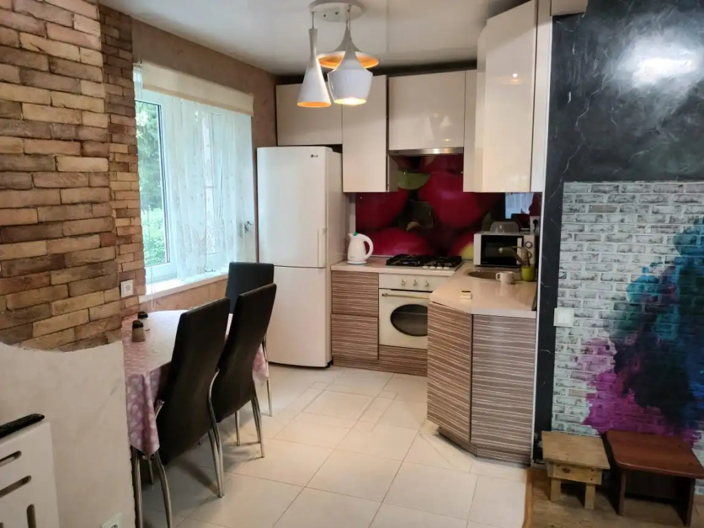 Apartamenty v tsentre Adlera