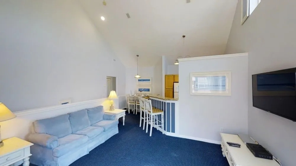 Runaway Beach Club 15204 - Three Bedroom Condo