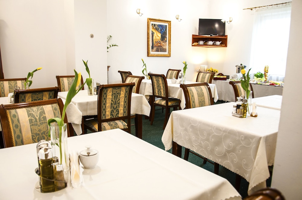 Hotel Artur