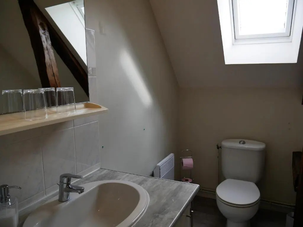 Gîte La Chapelle-Onzerain, 2 pièces, 2 personnes - FR-1-590-192