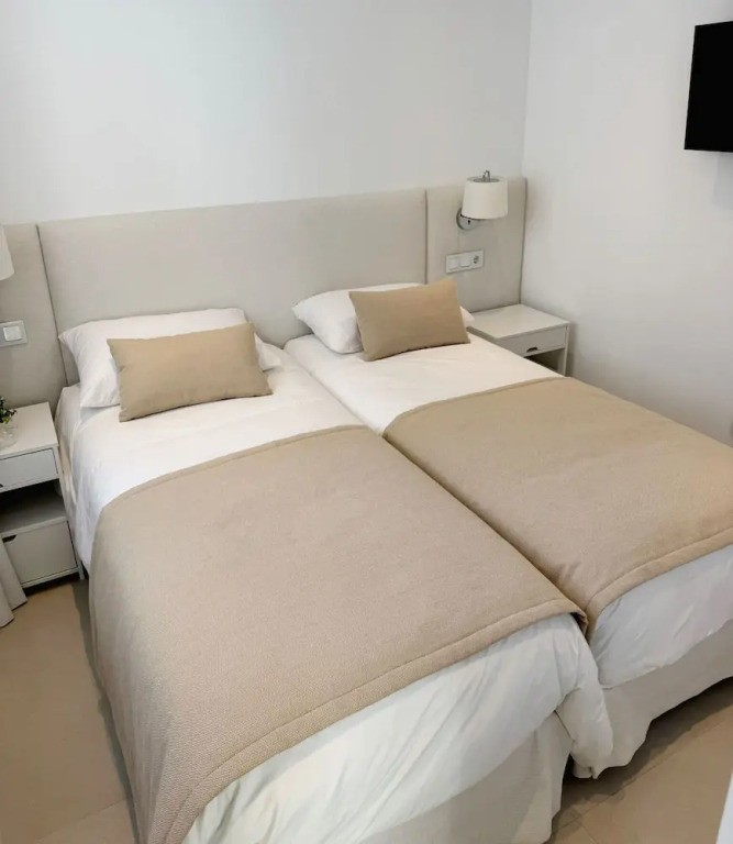 Apartamento LaViu 2Dormitorios by Croma