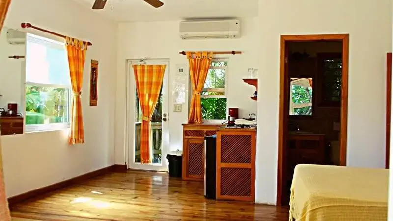 Hotel Posada Las Orquídeas,West End