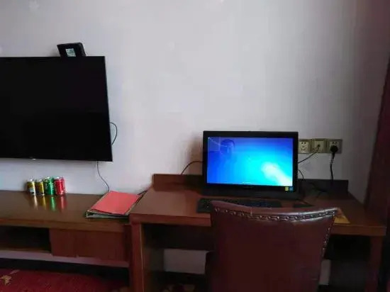 Tongcheng Super 8 Hotel
