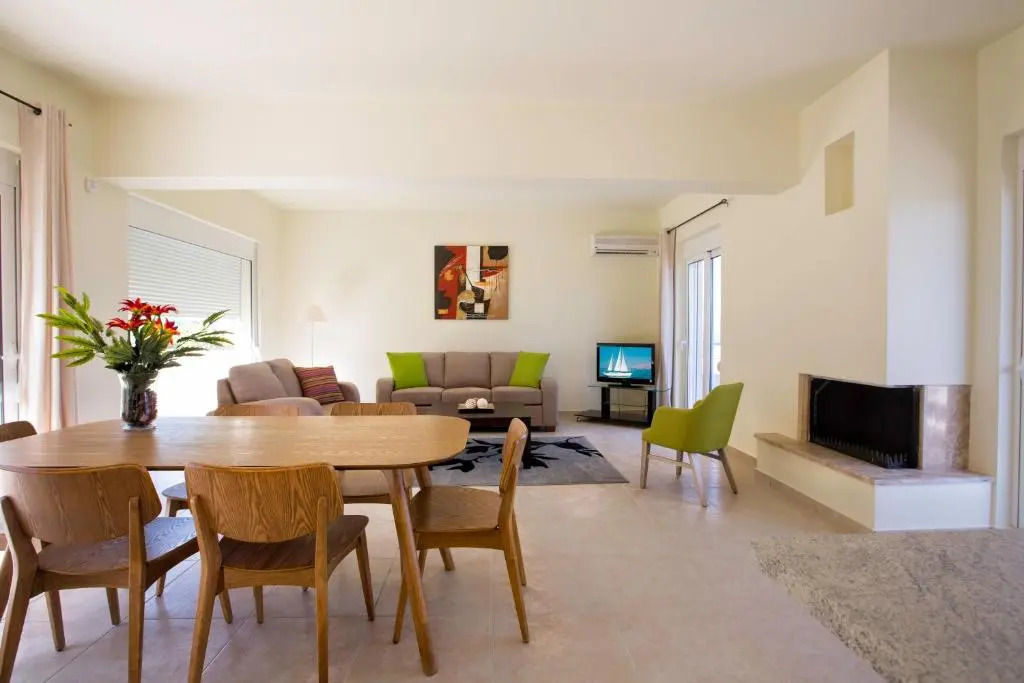 Athoniki Villas