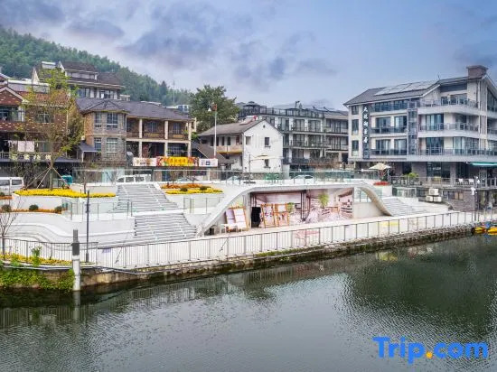Tianyue Lake homestay