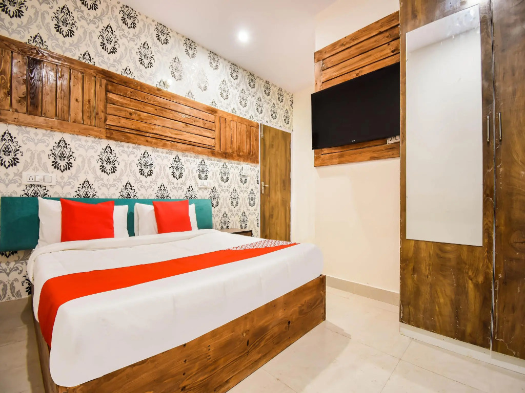 OYO 61993 Hotel Chandigarh Highway