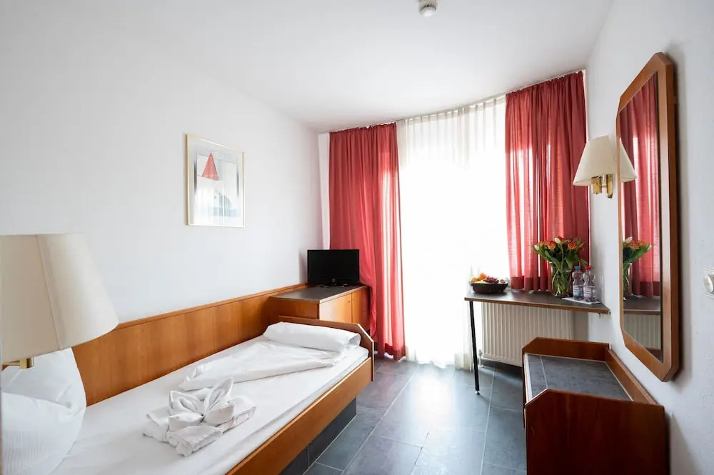 Hotel Astoria am Urachplatz