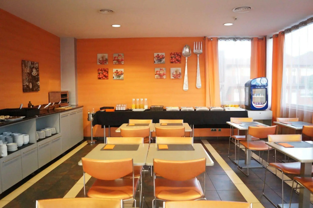 B&B HOTEL Oviedo