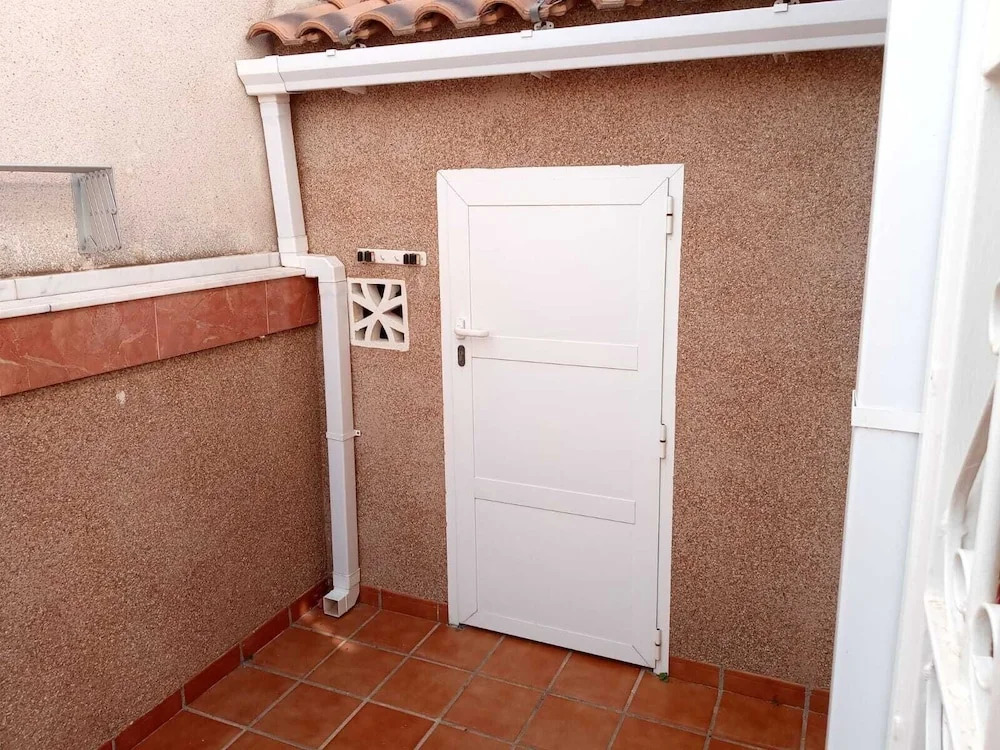 A quiet house with community pool