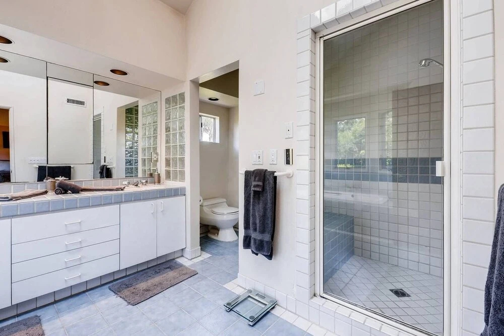 Amazing Quiet & Serene West Hollywood 5 Bedroom House Near Everything! (K1)