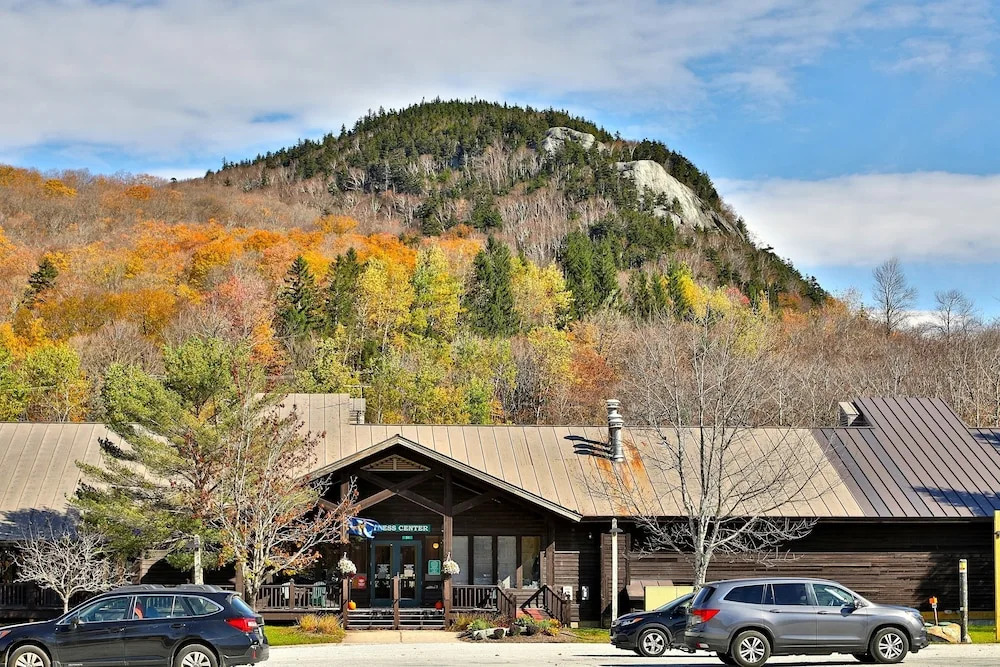 The Pico Escape: 3br/2ba Ski On/ski Off At Pico Mountain. Close To Killington. 3 Bedroom Condo