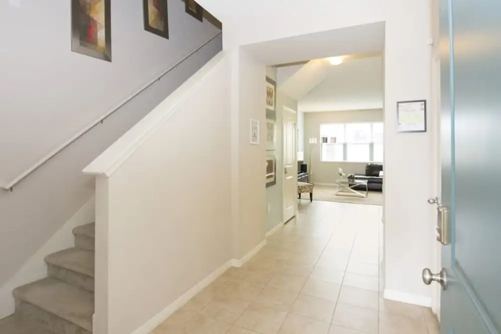 Vacation Townhome Next to Parks Cb3163