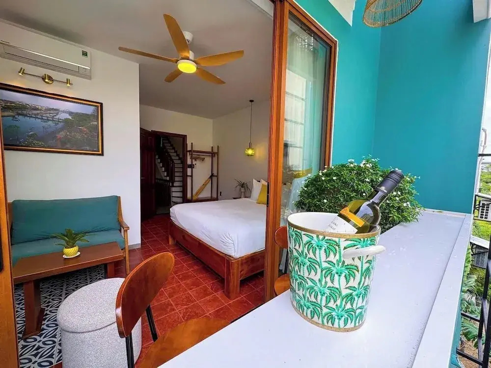 Blue Tropical House Hội An