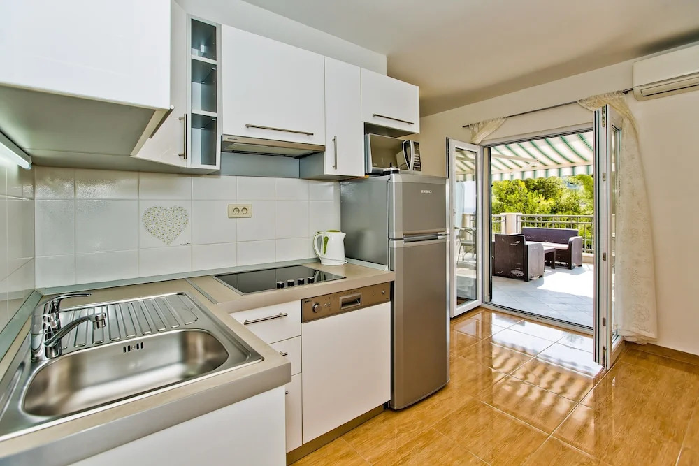 Island Hvar Seaside Villa Levanda with Beach, Pool & Seaview