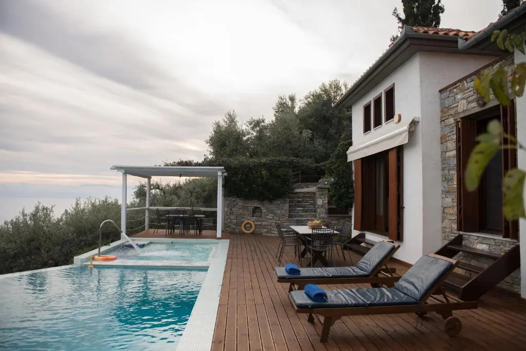 Elia Pilio Villas