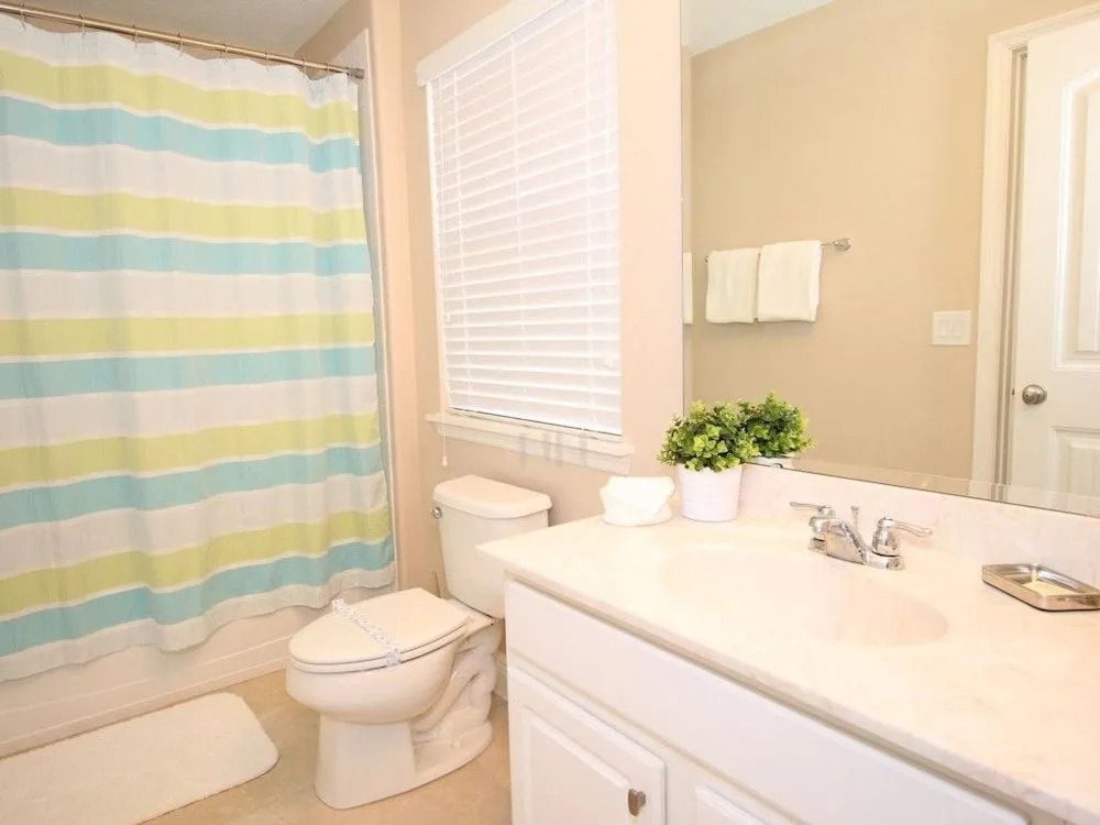 5 Bedrooms Vacation Homes by RedAwning