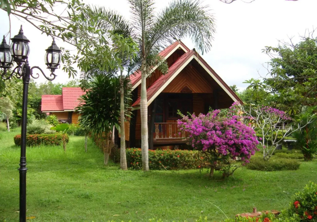 Jakraphat Resort