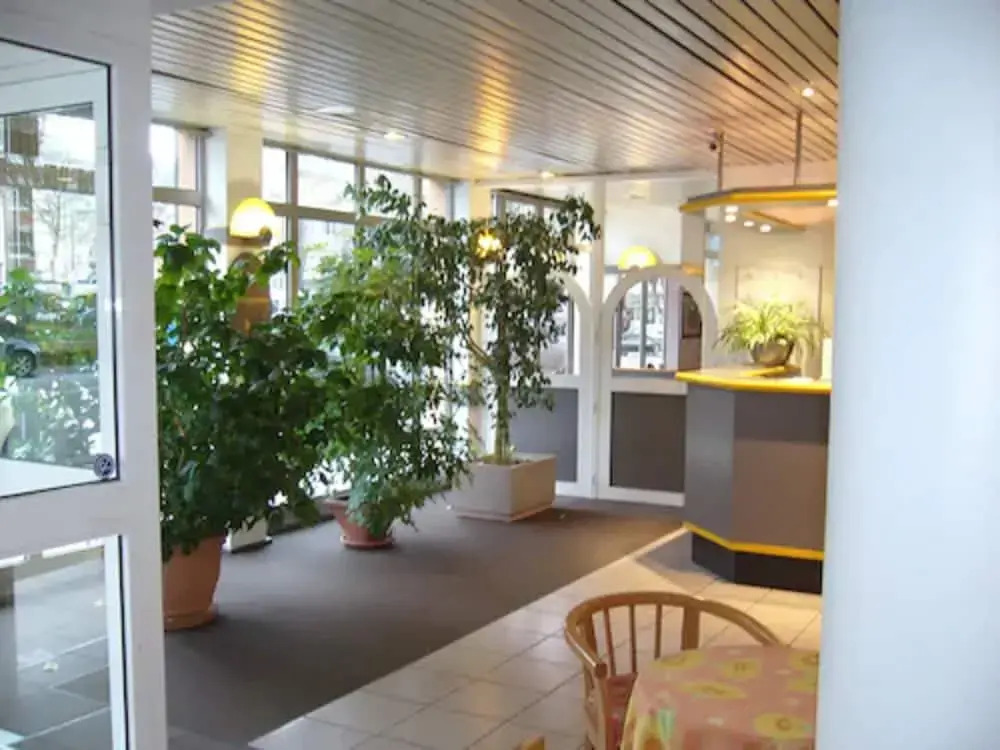 EGG HOTEL - HOTEL LES GENS DE MER Dieppe