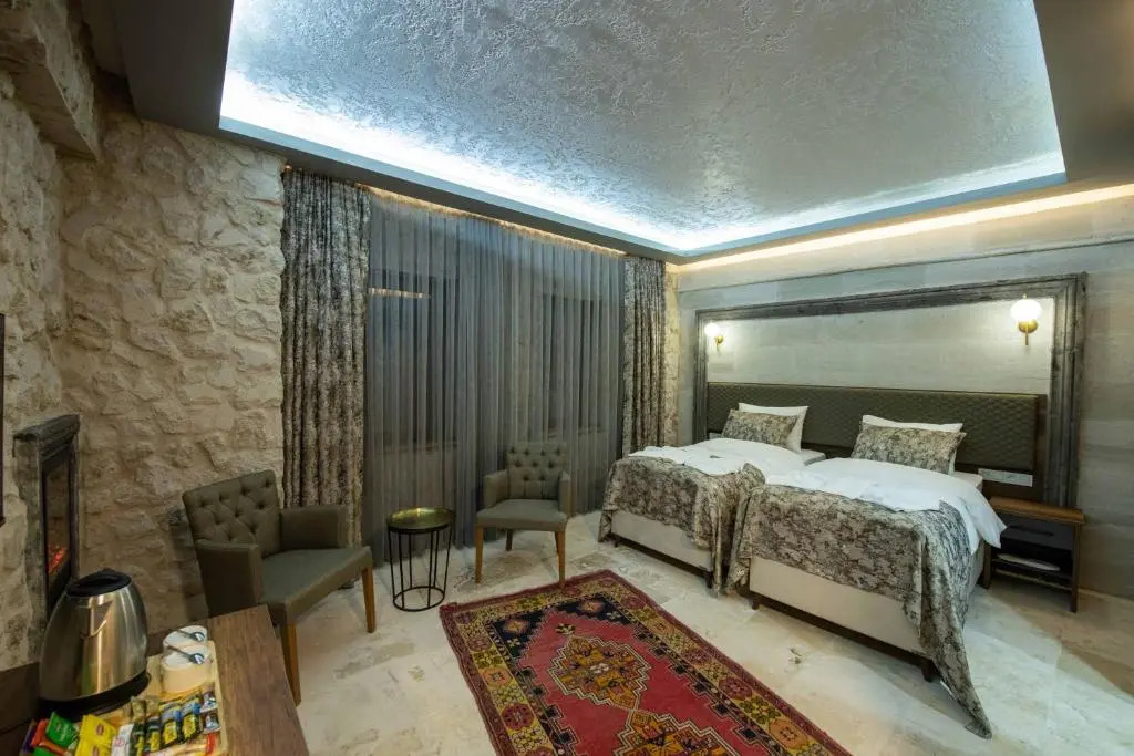 Ahiyan Hotel
