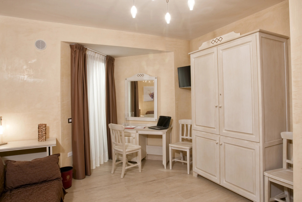 L'Araba Fenice