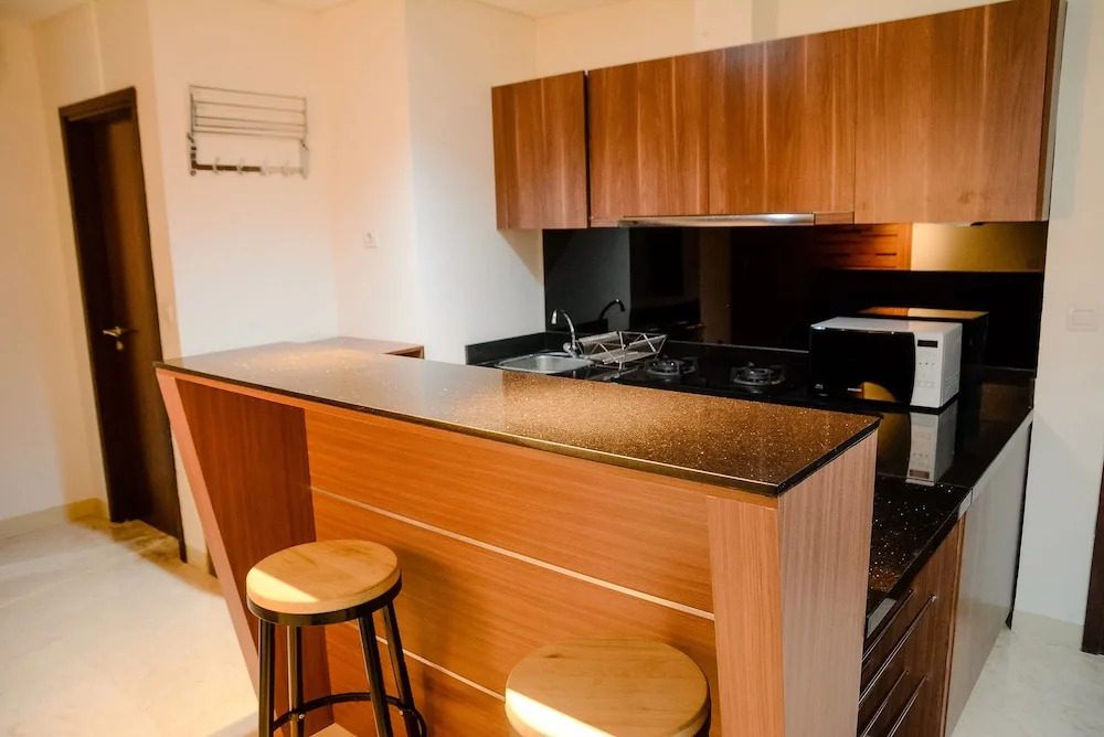 Artistic Room Lavenue Apartment