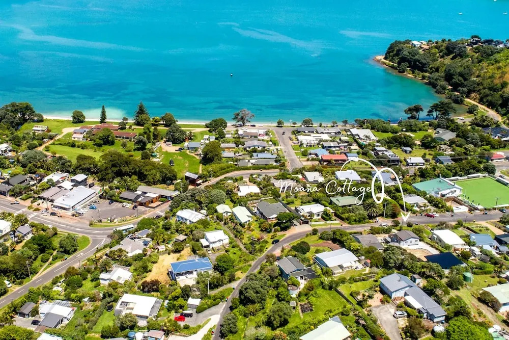 Moana Cottage