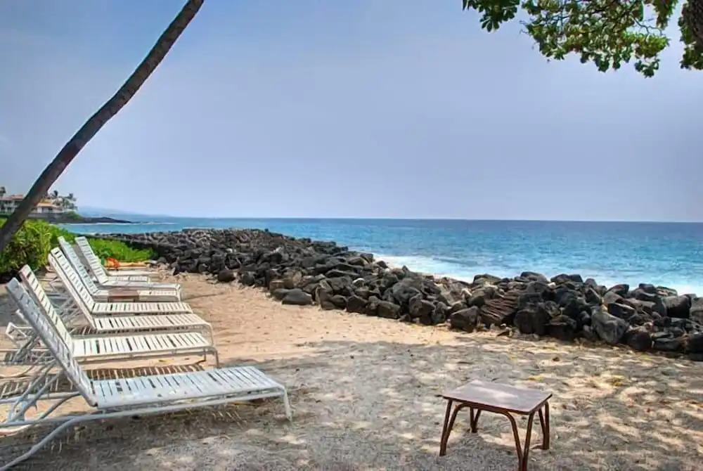 Kona Isle E23