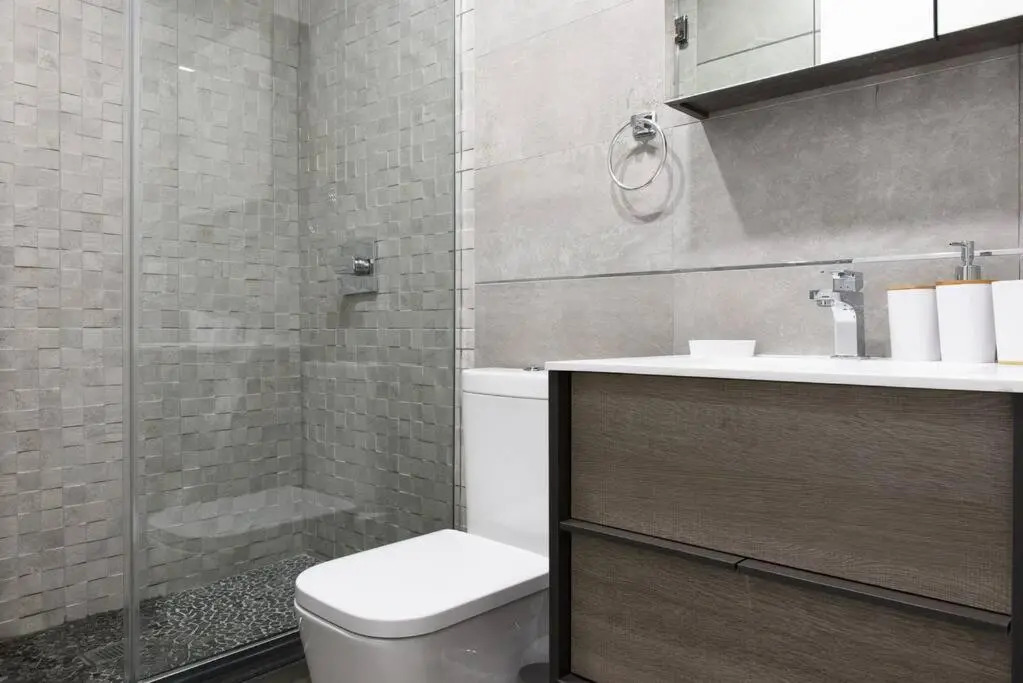 75-1d New 1BR Prime UES W D the Unit Best Value