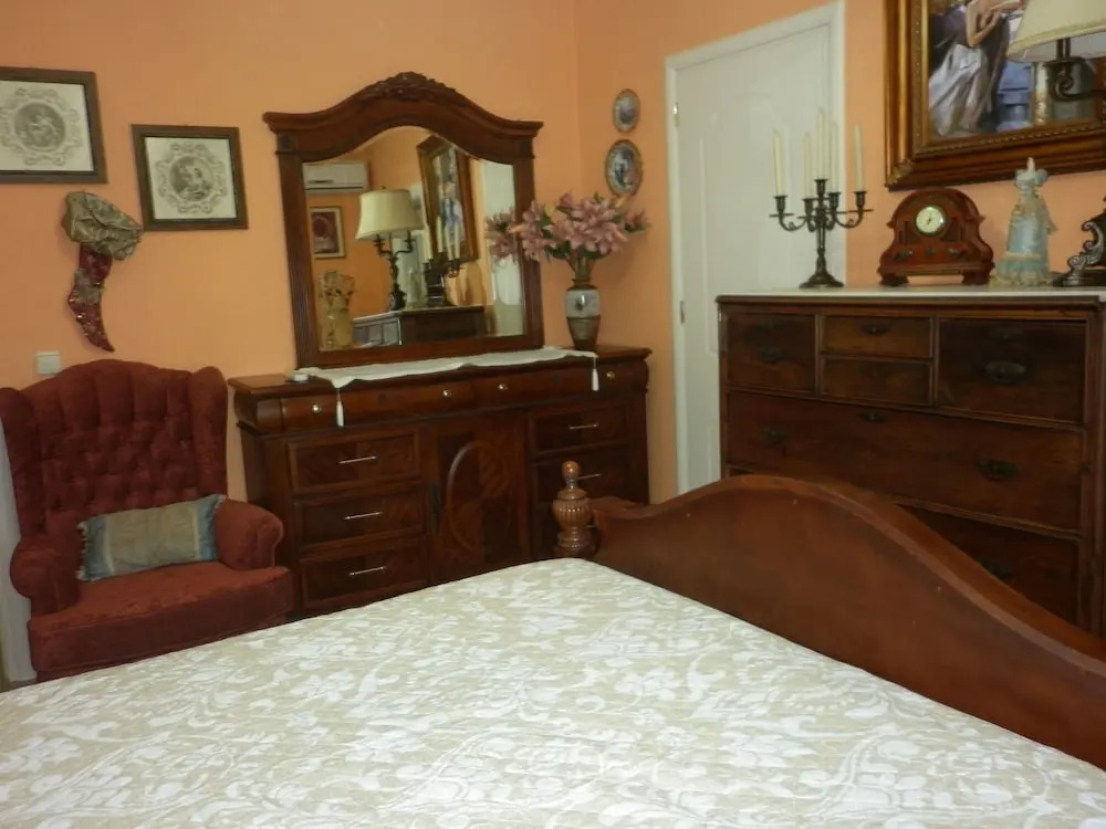 Helen's family home