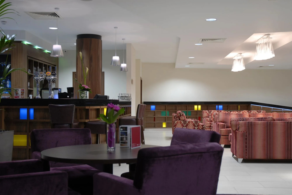 Waterfront Southport Hotel