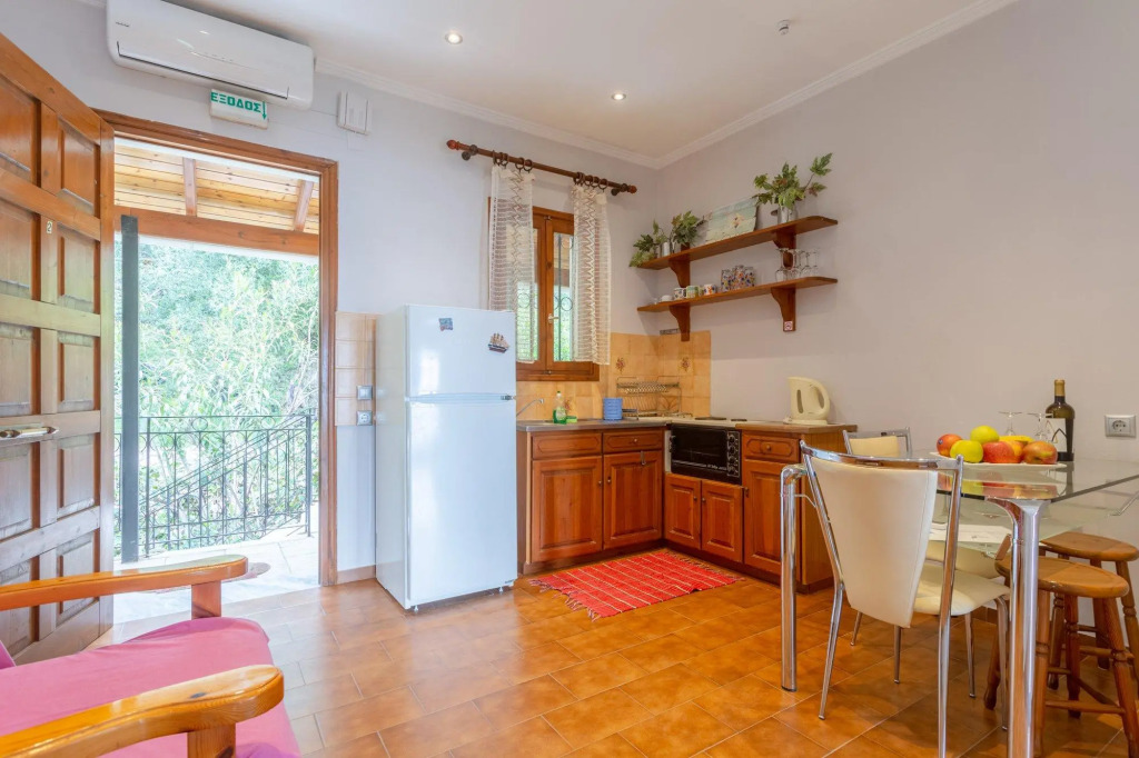 Villa Katerina Large Private Pool Walk to Beach Sea Views A C Wifi Car Not Required - 2359