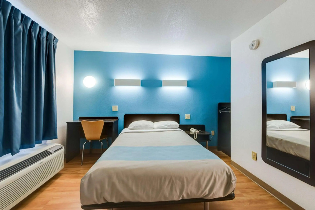 Motel 6-Kingston, TN
