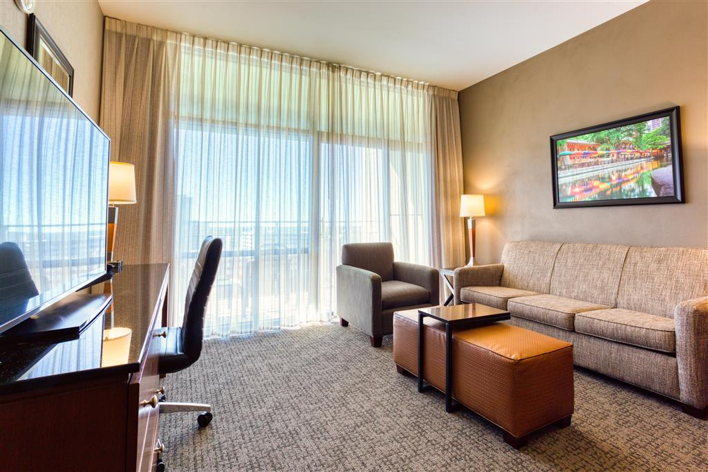 Drury Plaza Hotel San Antonio Riverwalk
