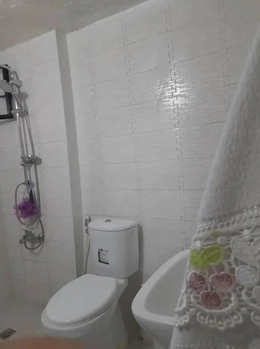 Cozy 2 bedrooms apartment in Jabal Lwebdeh