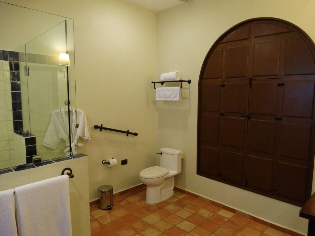 Guaycura Boutique Hotel, Beach Club & Spa