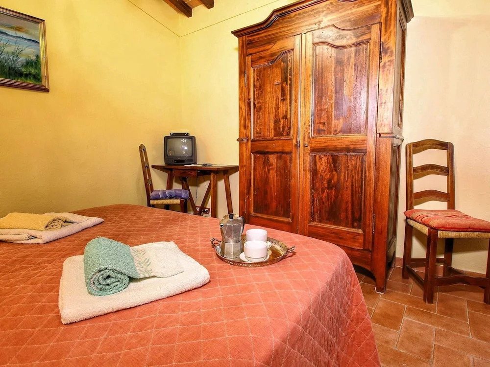 Escape to Vineyards, Elba