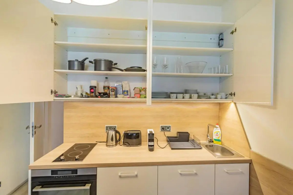 Business Studio Andel, 10min Centre, NETFLIX, Paid Parking