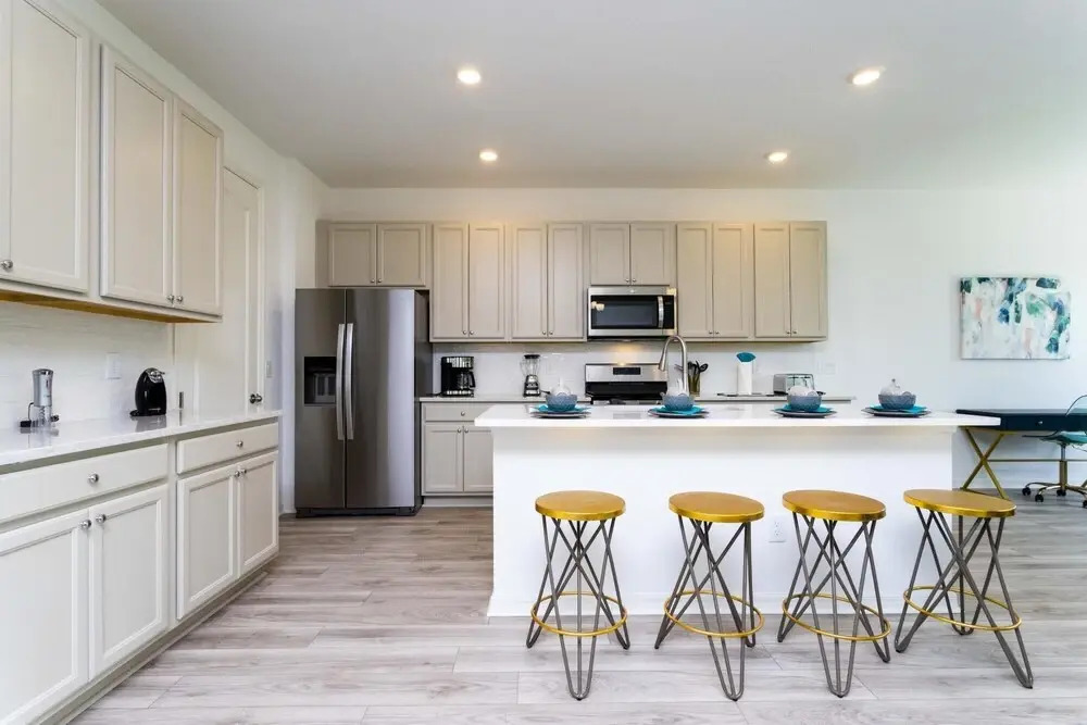 Stunning 4Bd Close to Disney Enclave at Festival 624
