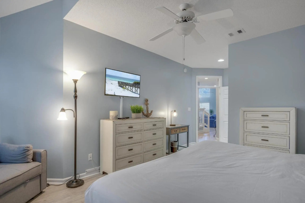 Northshore 960/960A*  - 3BR 3BA