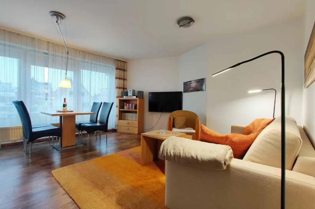Ferienwohnung-24-in-der-Residenz-Meeresbrandung-mit-Meerblick