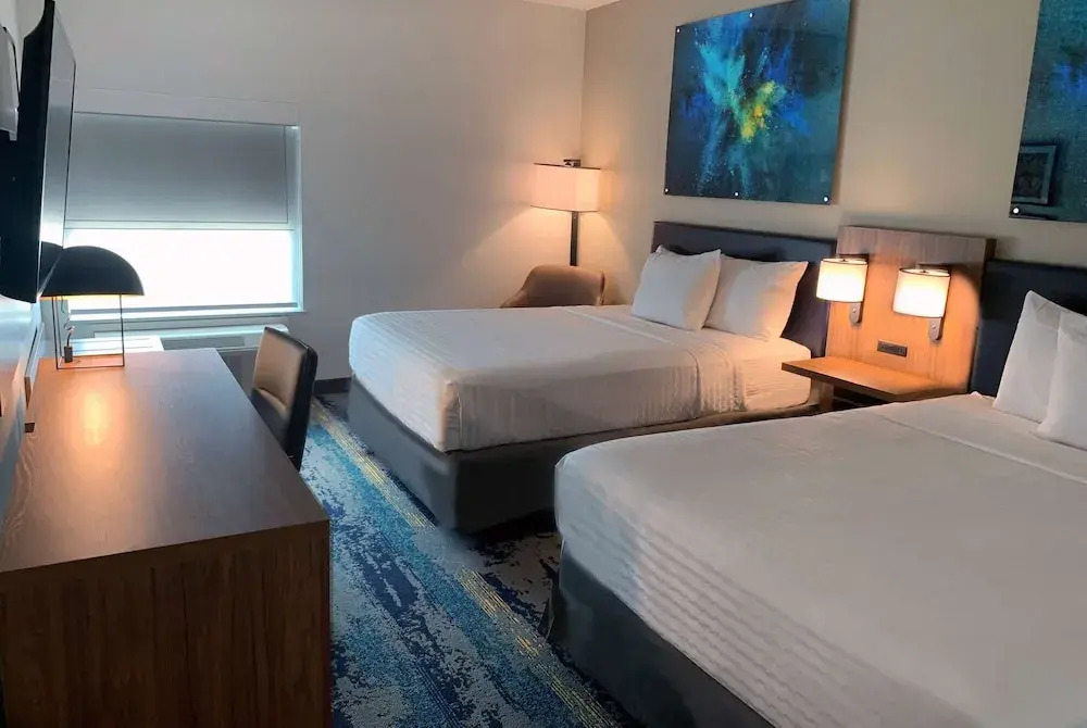La Quinta Inn & Suites by Wyndham Texas City I 45 Galveston Area